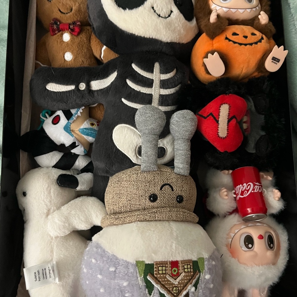 Assorted Plush Toy Collection - image 1